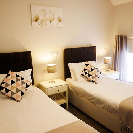 Townhouse Tullamore Hotel ภายนอก รูปภาพ