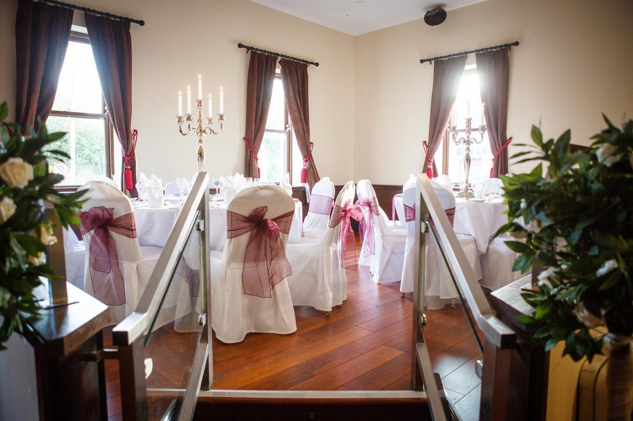 Townhouse Tullamore Hotel ภายนอก รูปภาพ