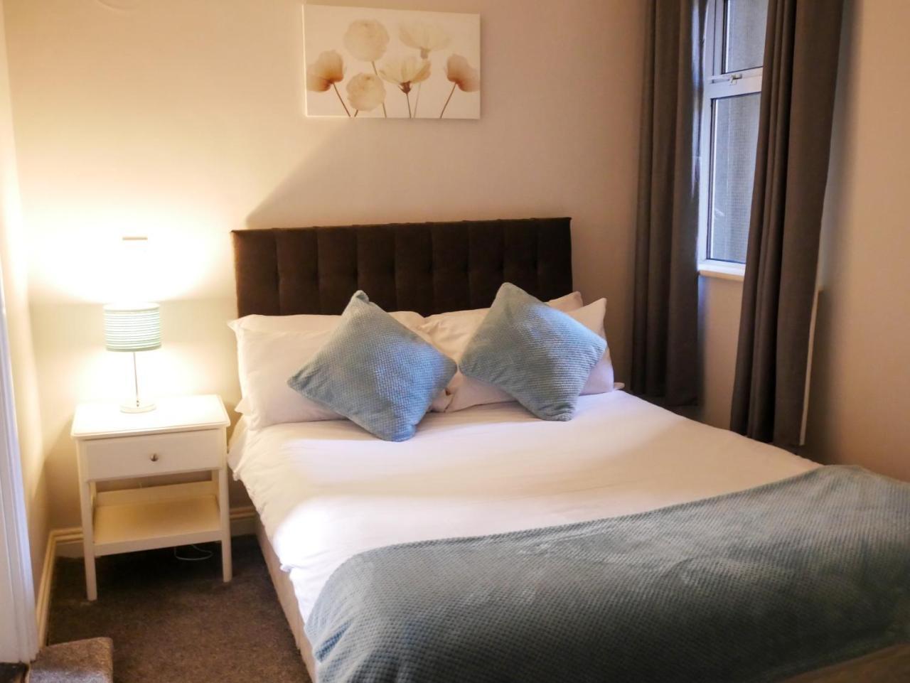 Townhouse Tullamore Hotel ภายนอก รูปภาพ