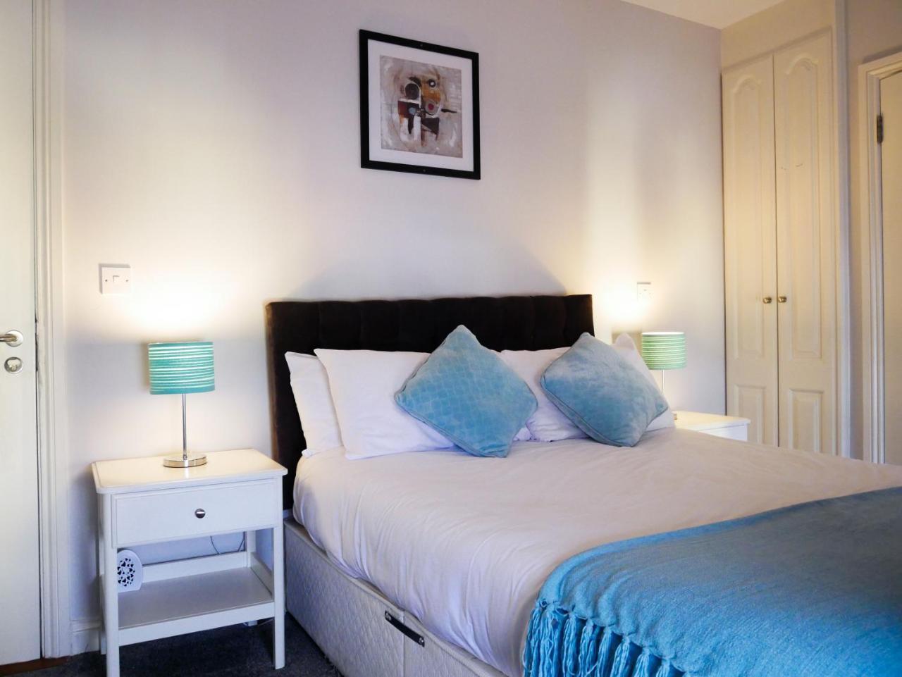 Townhouse Tullamore Hotel ภายนอก รูปภาพ